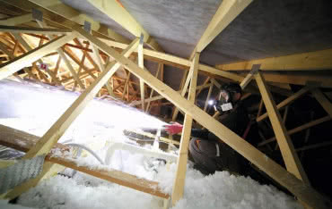Ocieplenie poddasza metodą wdmuchiwania wełny